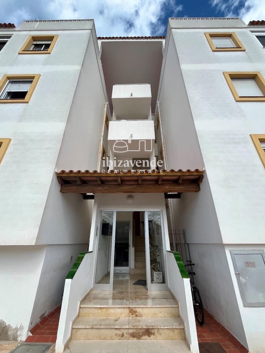 1 quarto Apartamento para arrendar em Cala d'en Bou - 1 300 € (Ref: 10009716)