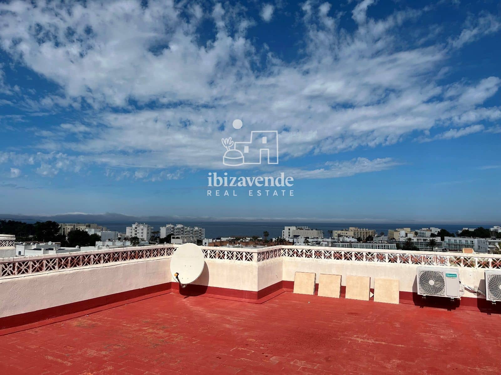 1 quarto Apartamento para arrendar em Cala d'en Bou - 1 300 € (Ref: 10009716)