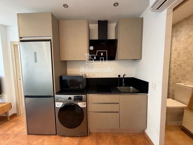 1 quarto Apartamento para arrendar em Cala d'en Bou, San Jose / Sant Josep de Sa Talaia - 1 300 € (Ref: 10009716)
