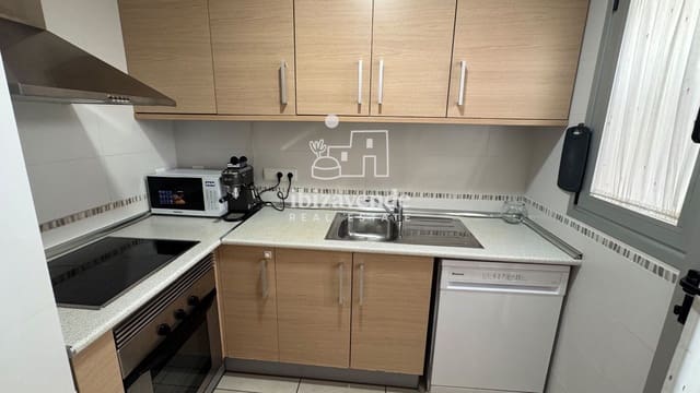 Maison de Ville de 3 chambres à louer à Sant Jordi de Ses Salines, San Jose / Sant Josep de Sa Talaia avec garage - 2 000 € (Ref: 10009718)