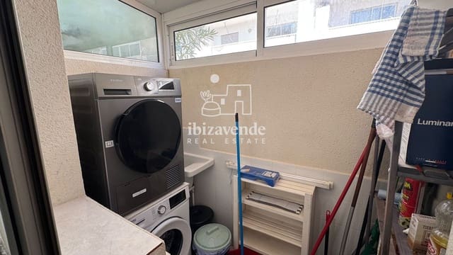 Maison de Ville de 3 chambres à louer à Sant Jordi de Ses Salines, San Jose / Sant Josep de Sa Talaia avec garage - 2 000 € (Ref: 10009718)