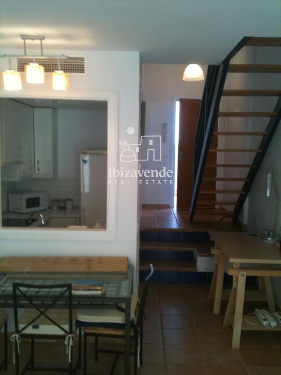 1 sypialnia Penthouse do wynajęcia w Santa Eulalia / Santa Eularia z basenem garażem - 1 400 € (Ref: 10012548)