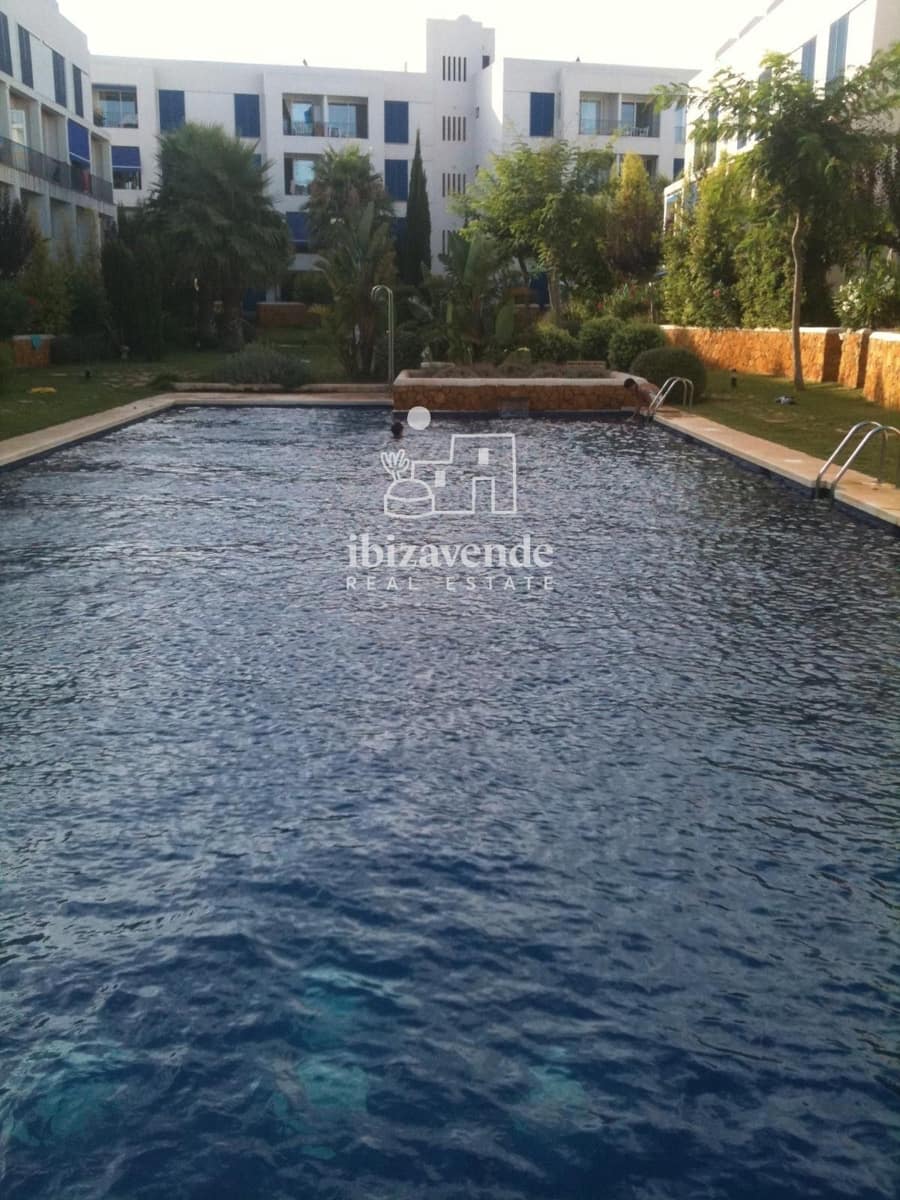 1 sypialnia Penthouse do wynajęcia w Santa Eulalia / Santa Eularia z basenem garażem - 1 400 € (Ref: 10012548)