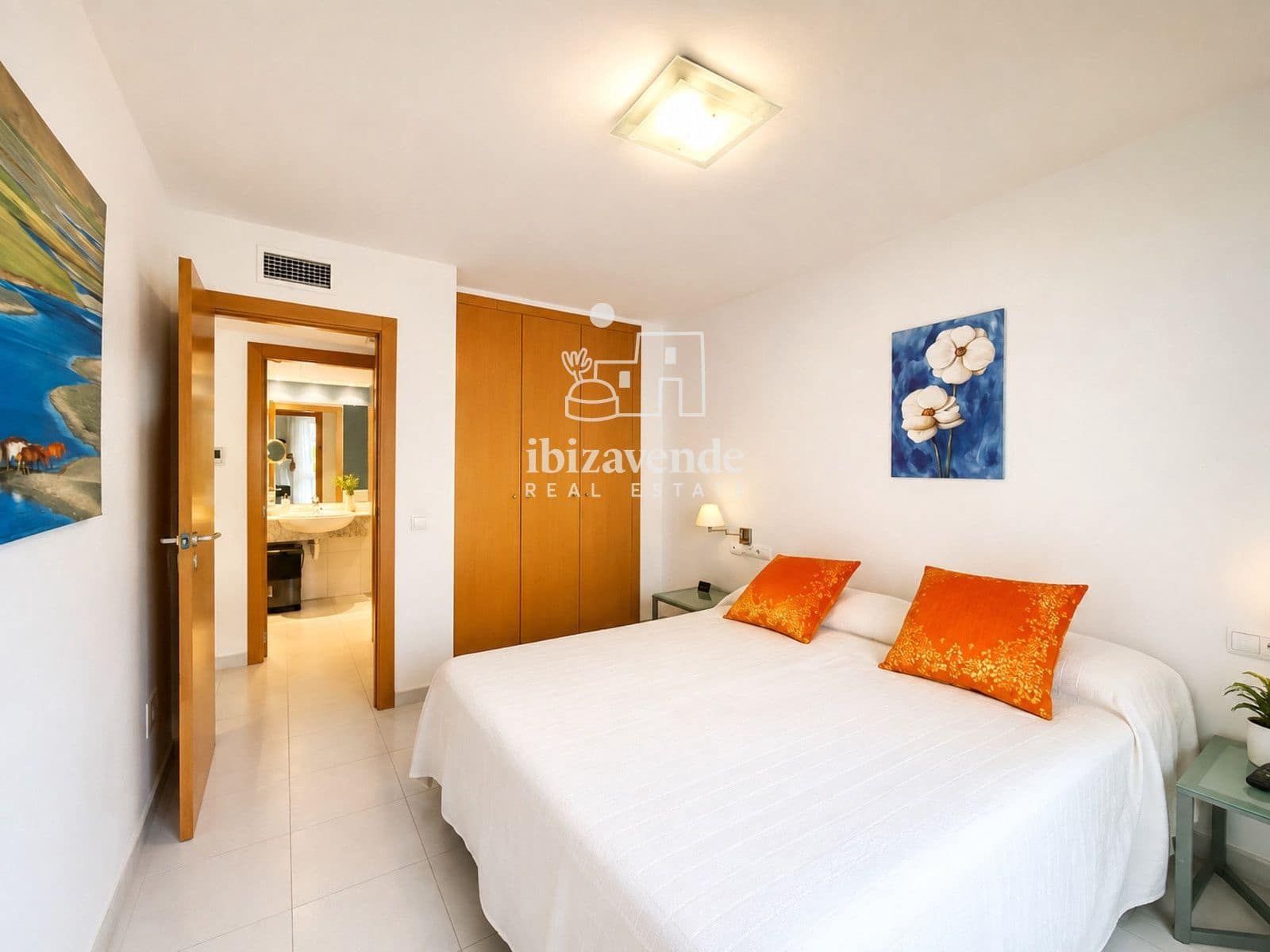 1 bedroom Flat for sale in Ibiza / Eivissa town with pool garage - € 480,000 (Ref: 10012613)
