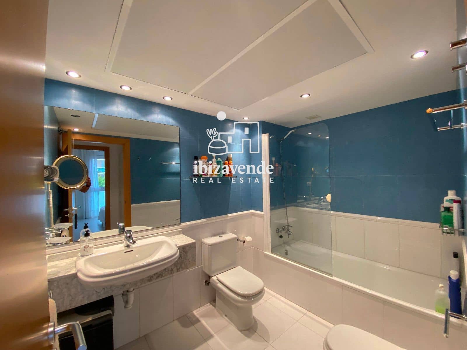 1 bedroom Flat for sale in Ibiza / Eivissa town with pool garage - € 480,000 (Ref: 10012613)