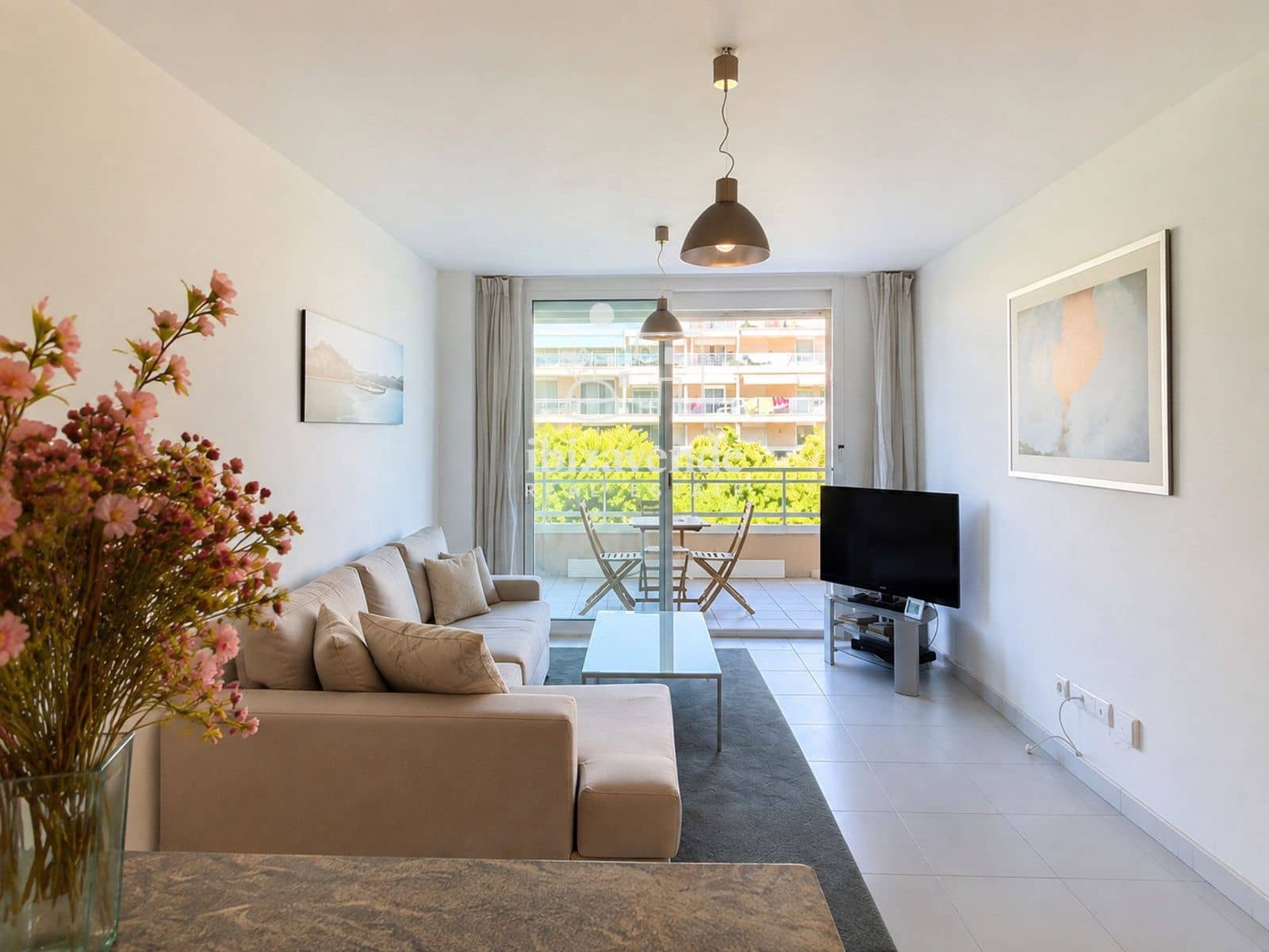 1 bedroom Flat for sale in Ibiza / Eivissa town with pool garage - € 480,000 (Ref: 10012613)
