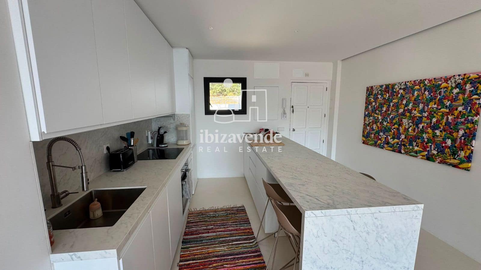 Appartement de 2 chambres à louer à Cala Llonga - 2 300 € (Ref: 10014105)