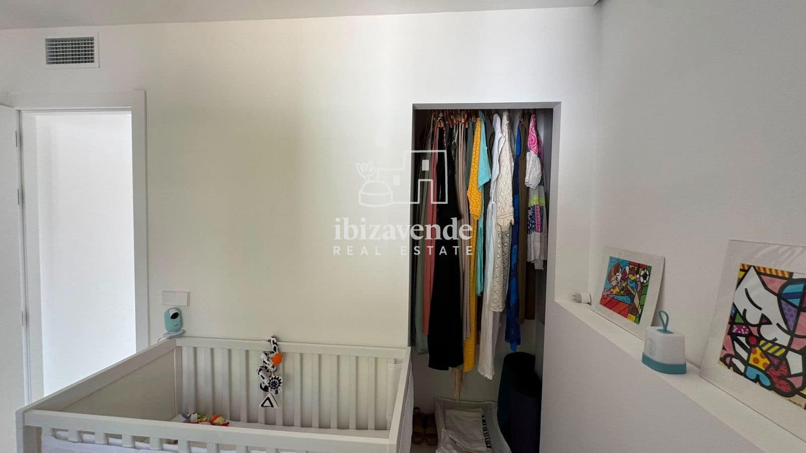 Appartement de 2 chambres à louer à Cala Llonga - 2 300 € (Ref: 10014105)
