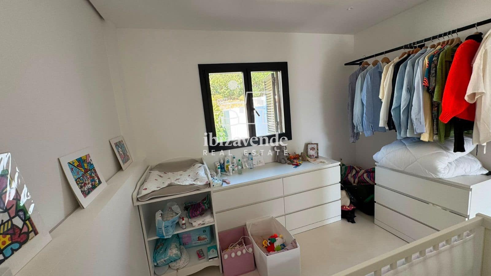 Appartement de 2 chambres à louer à Cala Llonga - 2 300 € (Ref: 10014105)