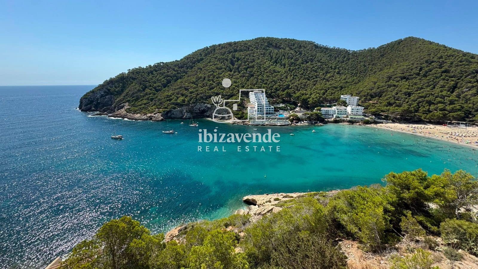 Appartement de 2 chambres à louer à Cala Llonga - 2 300 € (Ref: 10014105)