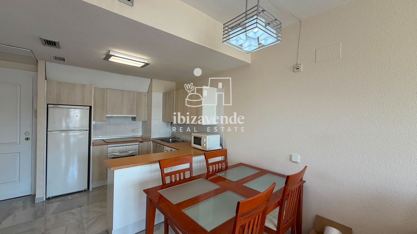 1 bedroom Flat for sale in Ibiza / Eivissa town with pool - € 399,000 (Ref: 10019340)