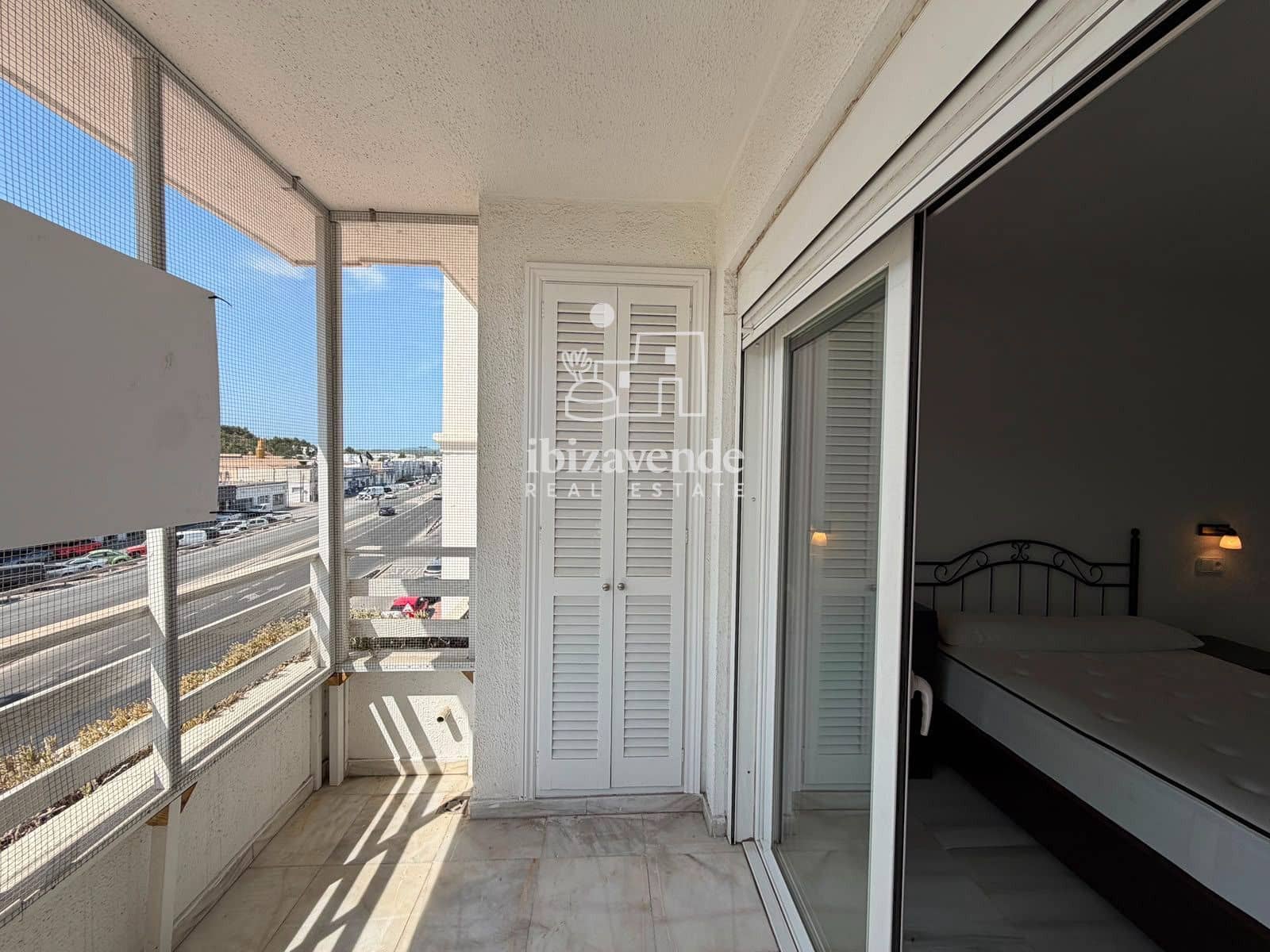 1 bedroom Flat for sale in Ibiza / Eivissa town with pool - € 399,000 (Ref: 10019340)