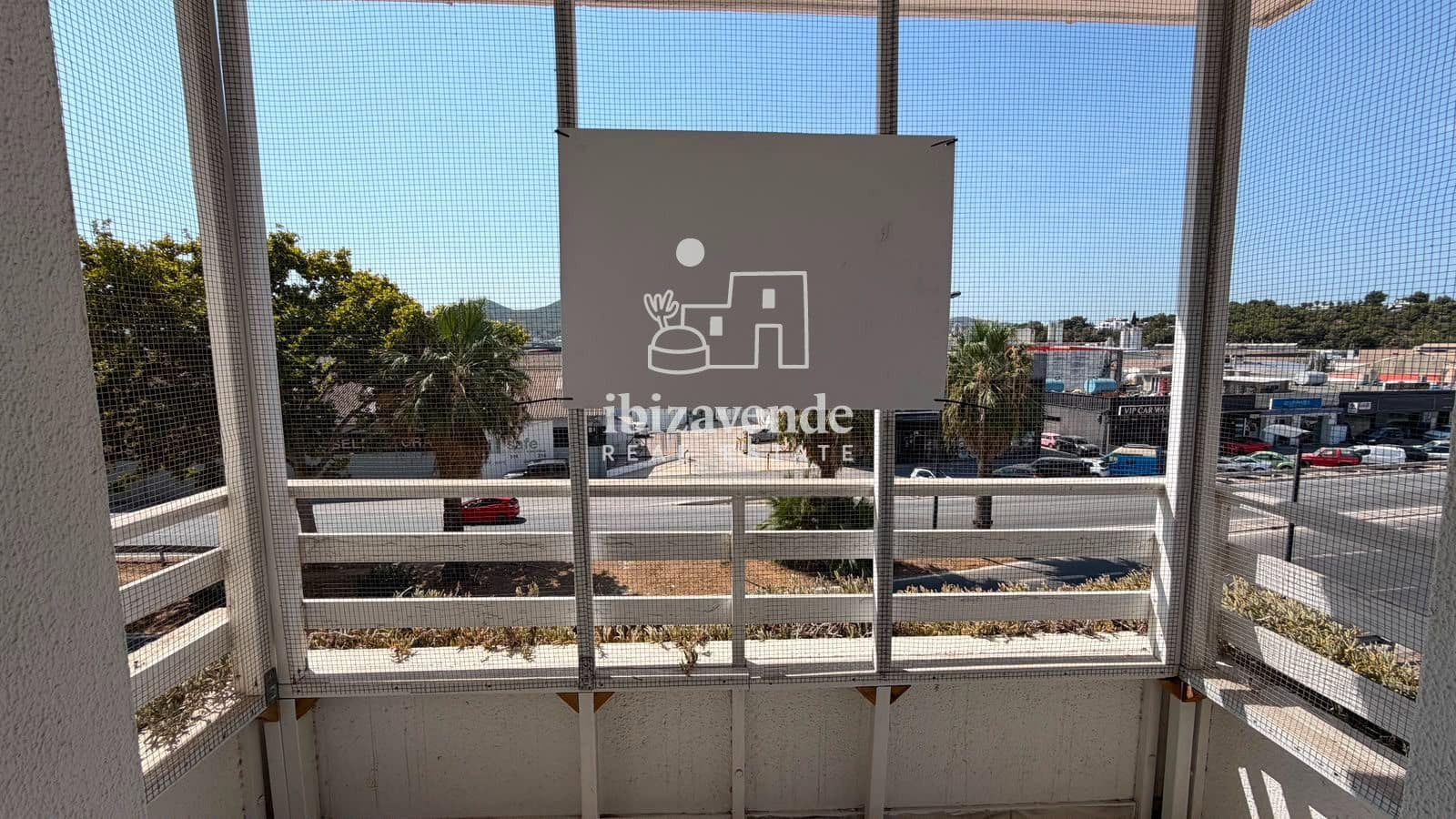 1 bedroom Flat for sale in Ibiza / Eivissa town with pool - € 399,000 (Ref: 10019340)