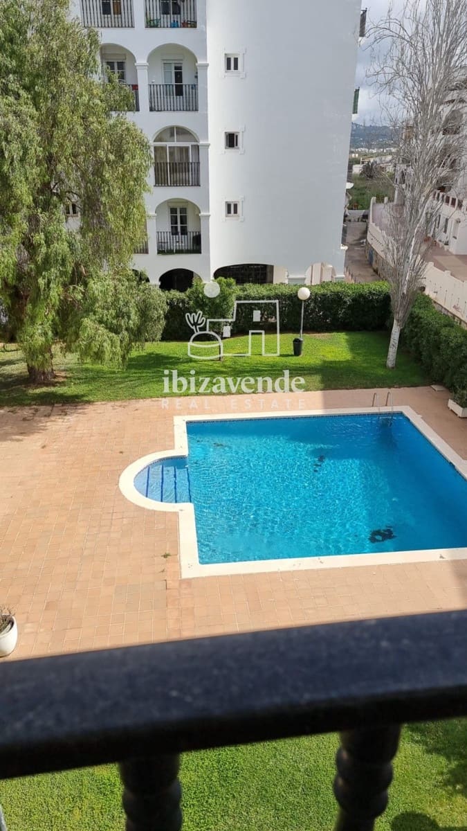 1 bedroom Flat for sale in Ibiza / Eivissa town with pool - € 399,000 (Ref: 10019340)