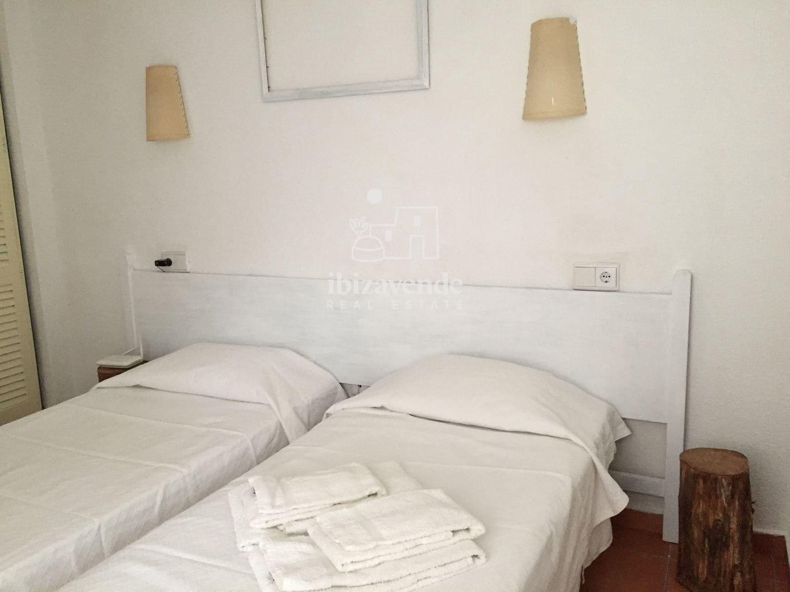 1 bedroom Penthouse for sale in Sant Vicent de Sa Cala - € 275,000 (Ref: 10019341)