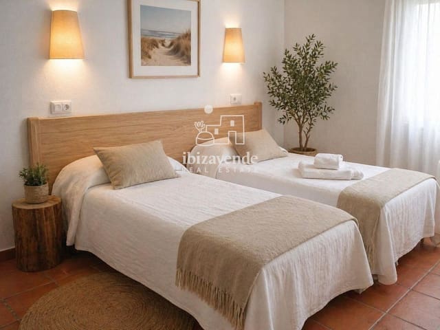 1 bedroom Penthouse for sale in Sant Vicent de Sa Cala, Sant Joan de Labritja - € 275,000 (Ref: 10019341)
