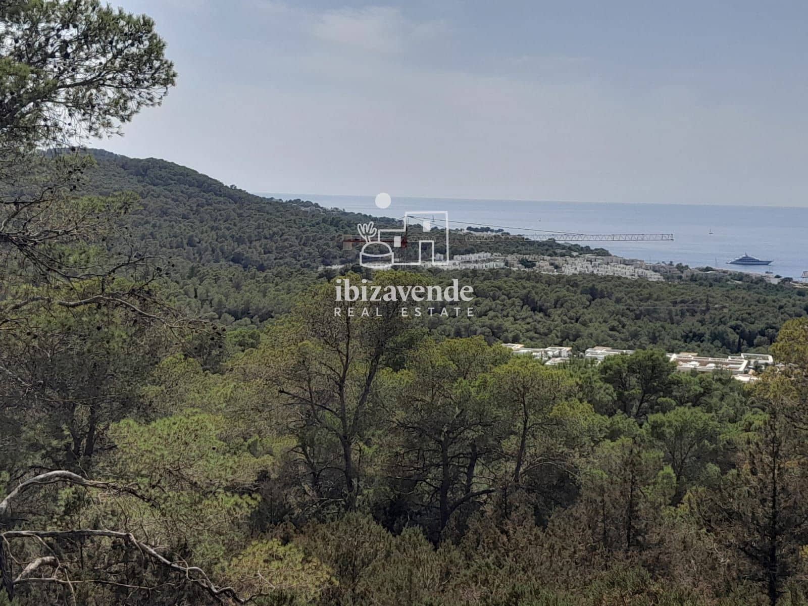Byggegrund til salg i Cala Tarida - € 1.810.000 (Ref: 10021190)