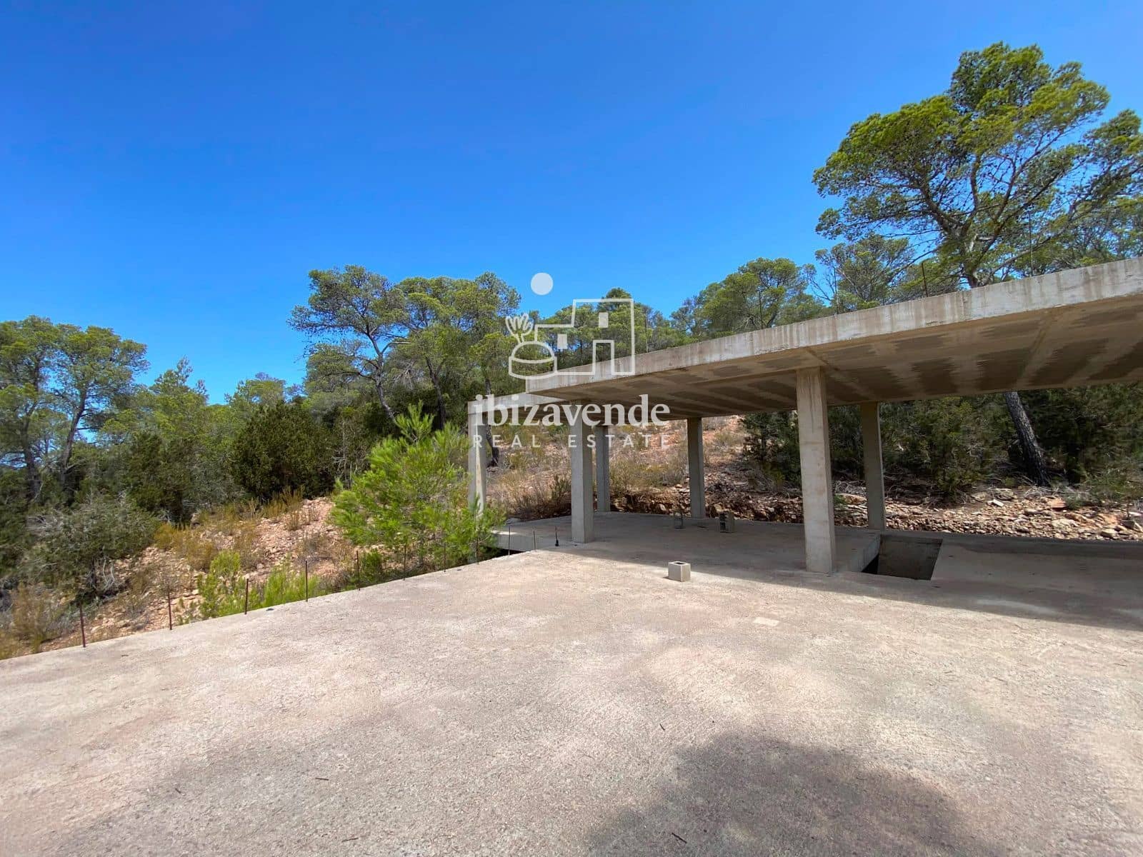 Building Plot for sale in Cala Tarida - € 1,810,000 (Ref: 10021190)