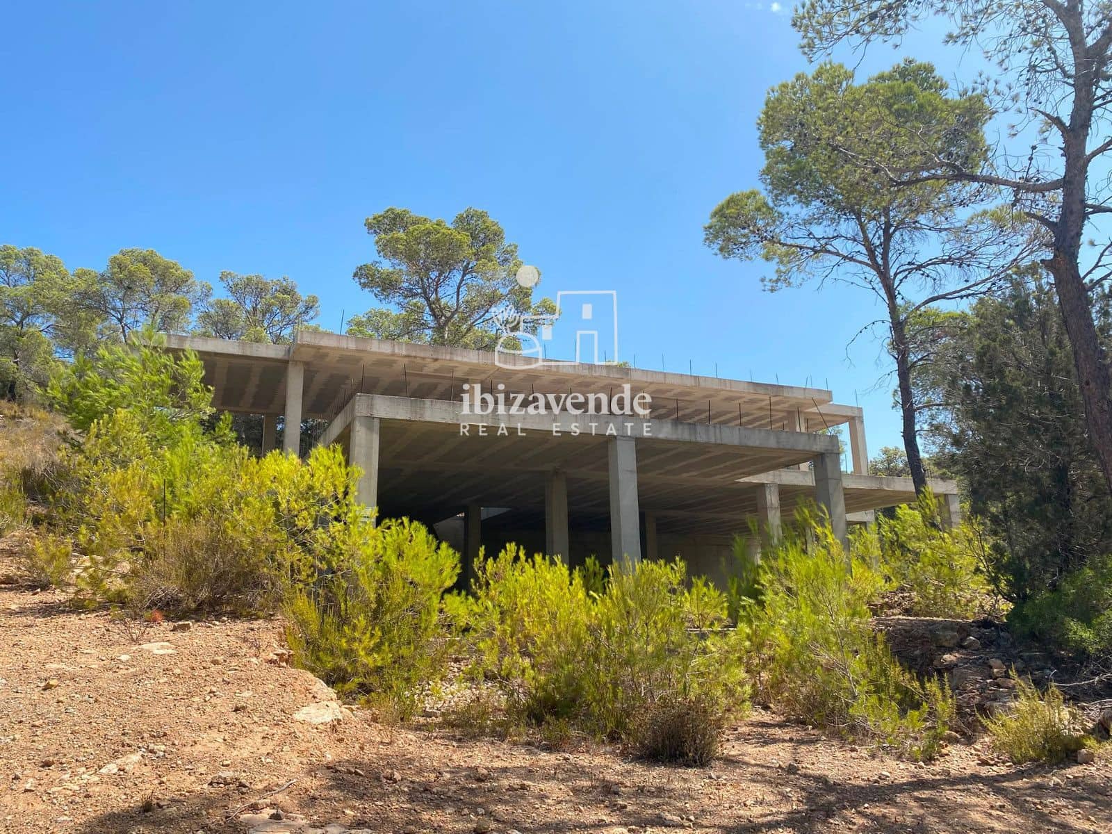 Building Plot for sale in Cala Tarida - € 1,810,000 (Ref: 10021190)