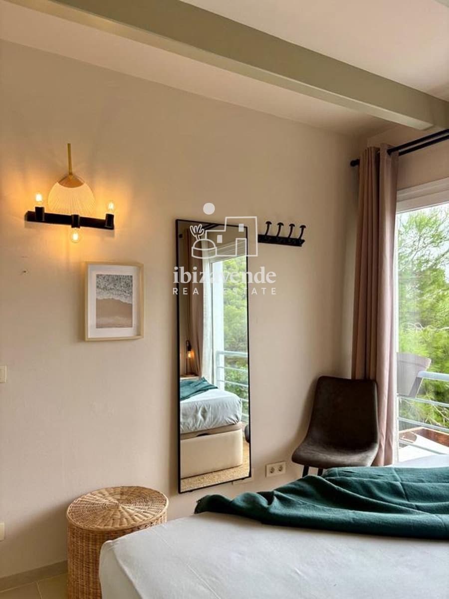 3 soveværelse Byhus til salg i Cala Llonga med swimmingpool garage - € 895.000 (Ref: 10029732)