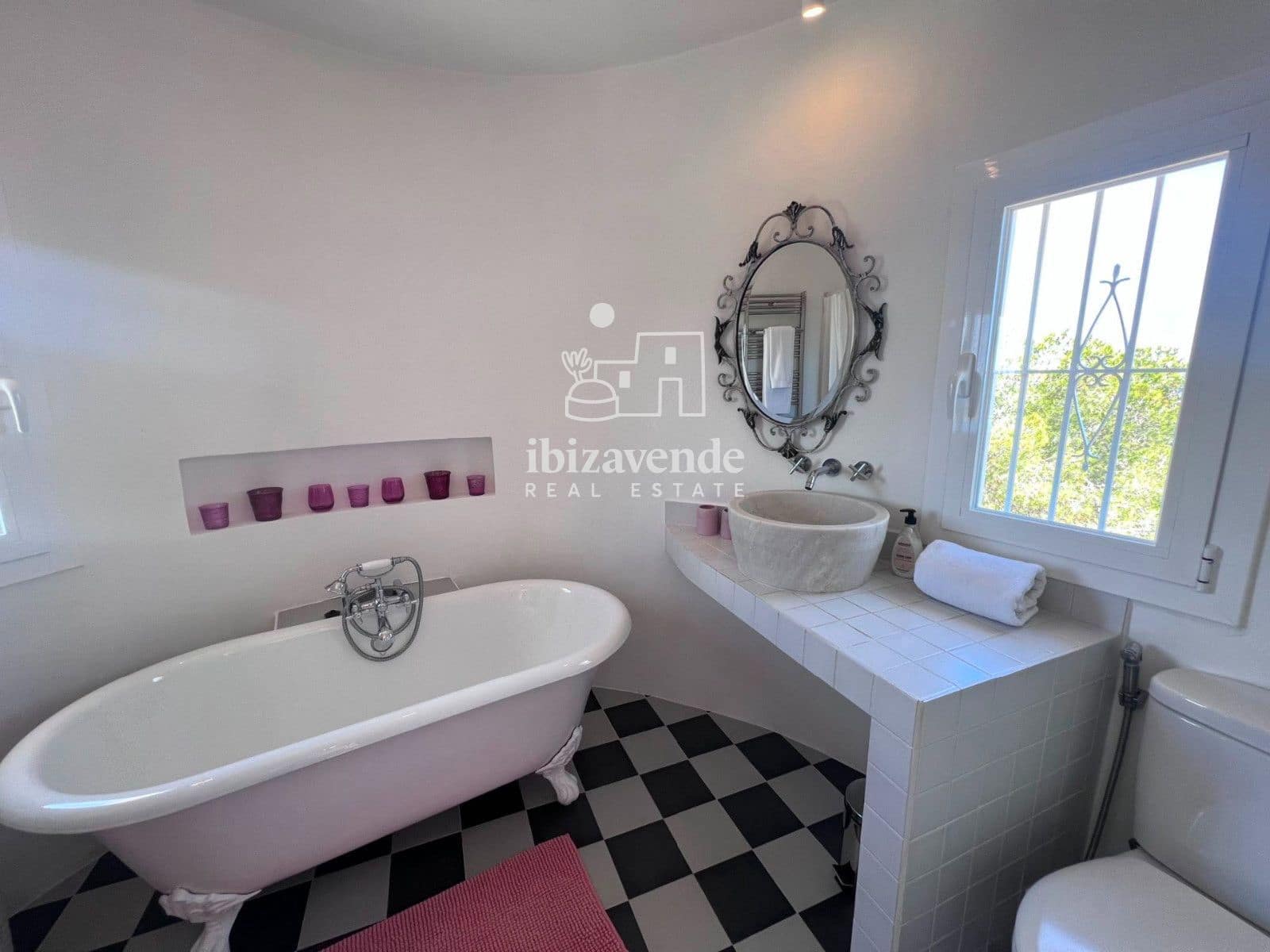3 makuuhuone Huvila vuokrattavana paikassa Sant Joan de Labritja mukana uima-altaan 
autotalli - 5 600 € (Ref: 10029827)