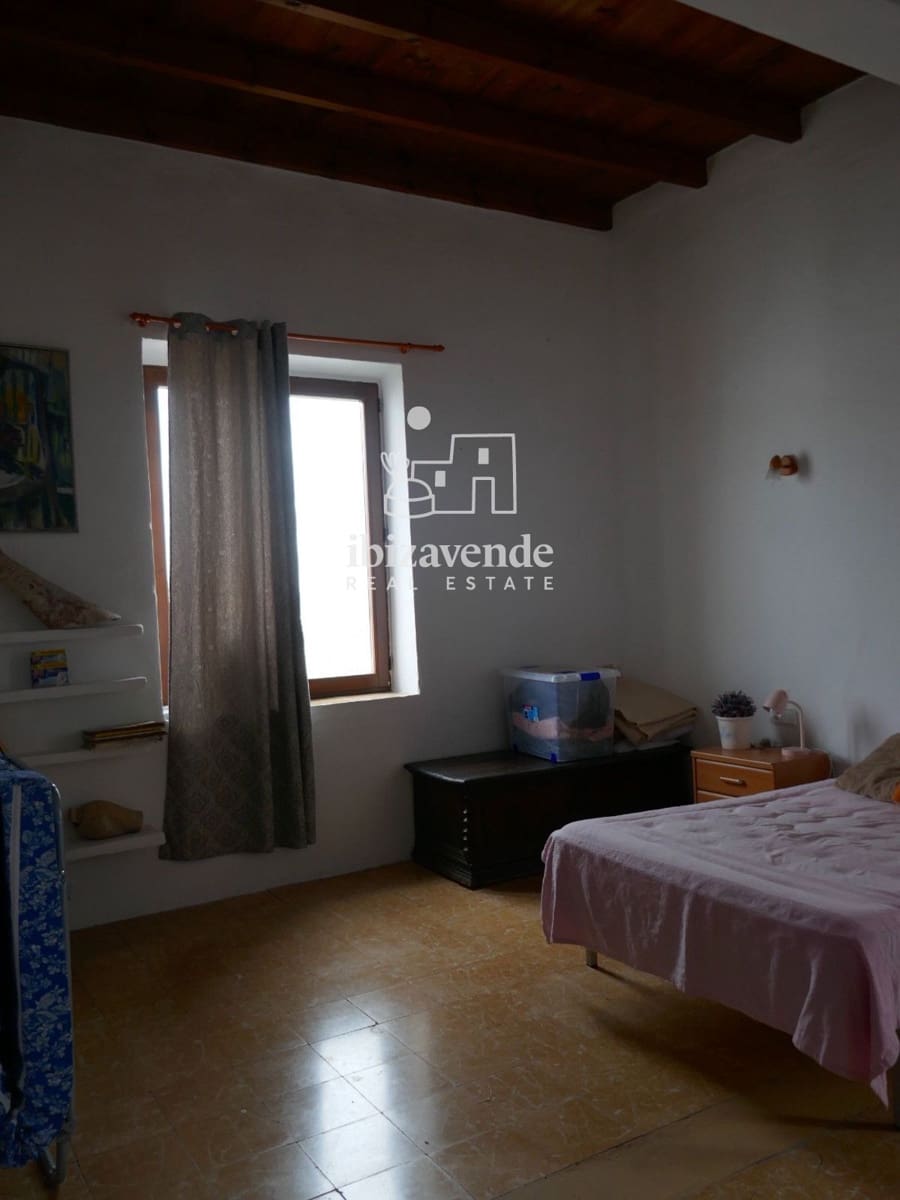 4 bedroom Villa for sale in Ibiza / Eivissa town - € 3,000,000 (Ref: 10030985)