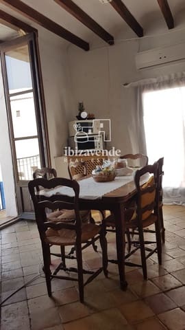 4 bedroom Villa for sale in Ibiza / Eivissa town - € 3,000,000 (Ref: 10030985)