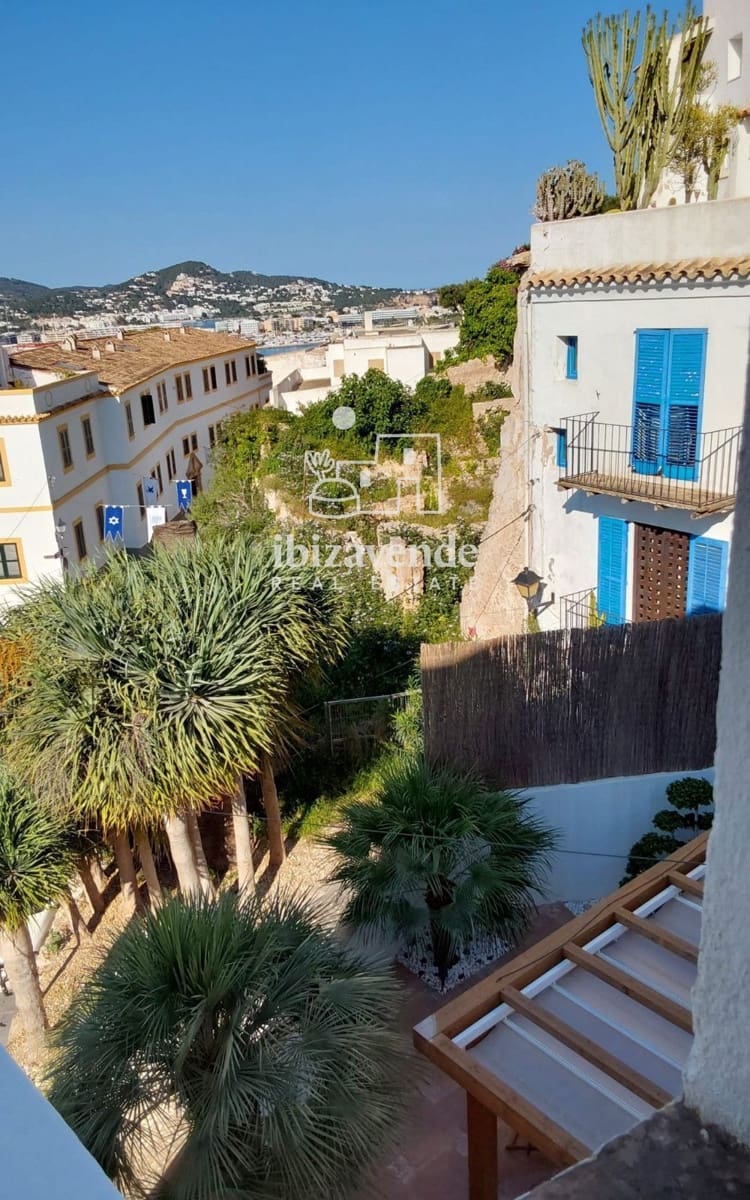 4 bedroom Villa for sale in Ibiza / Eivissa town - € 3,000,000 (Ref: 10030985)