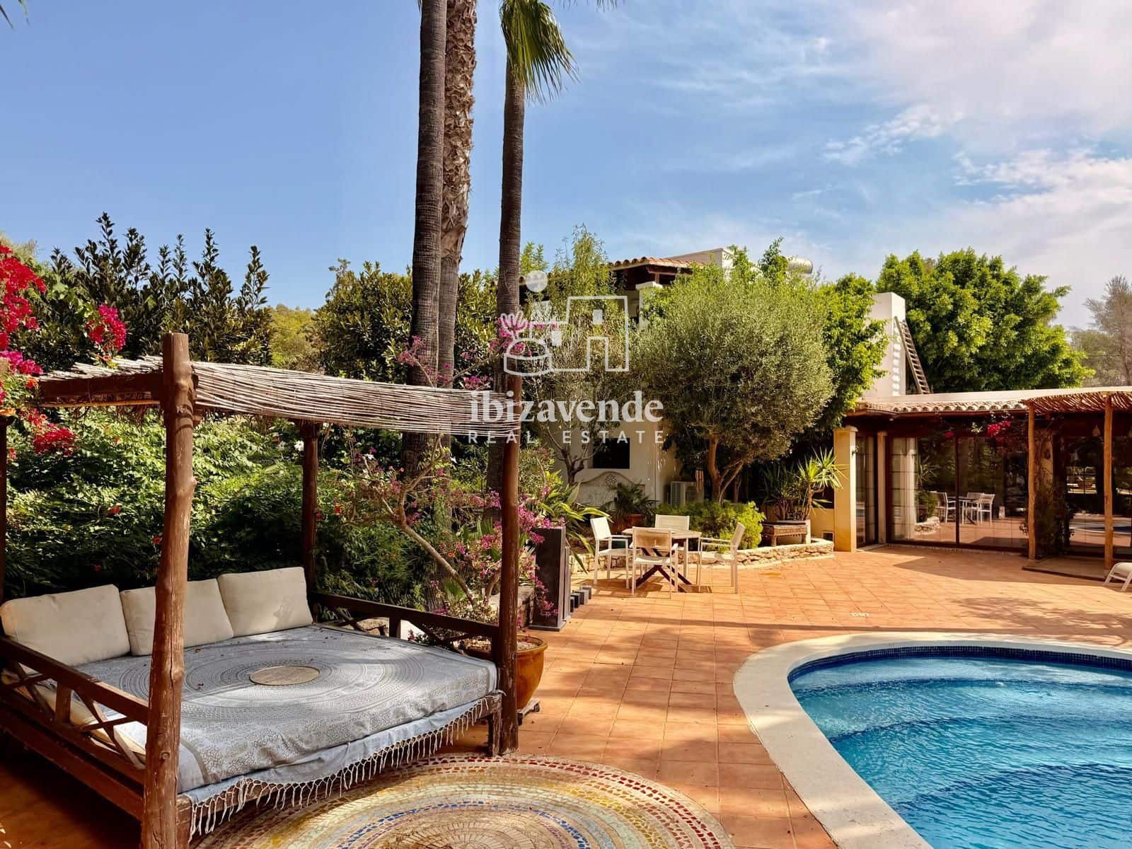 7 Zimmer Villa zu verkaufen in Santa Eulalia / Santa Eularia mit Pool Garage - 3.320.000 € (Ref: 10034210)