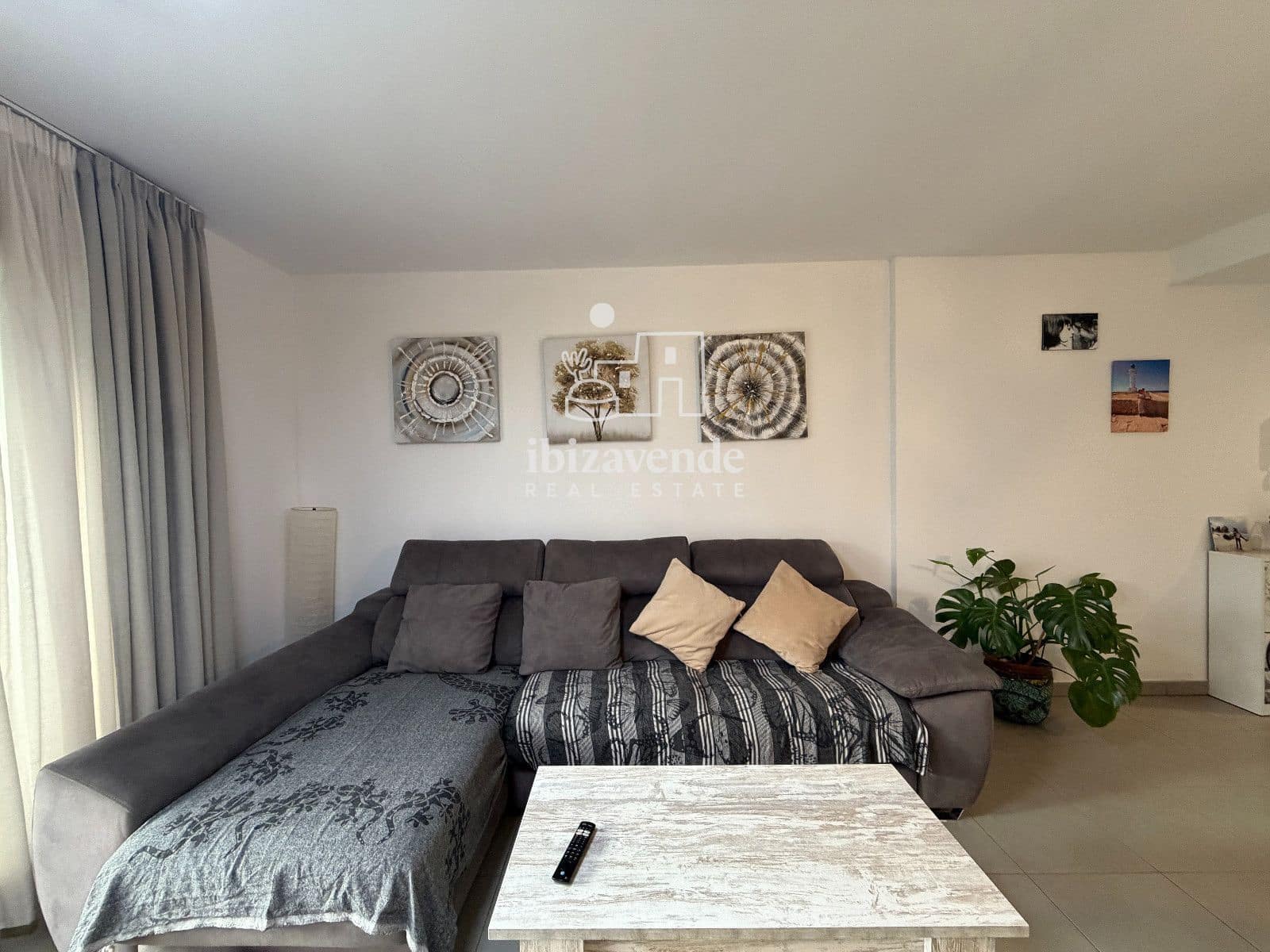 2 chambre Appartement à vendre à Sant Antoni de Portmany avec piscine garage - 610 000 € (Ref: 10034389)