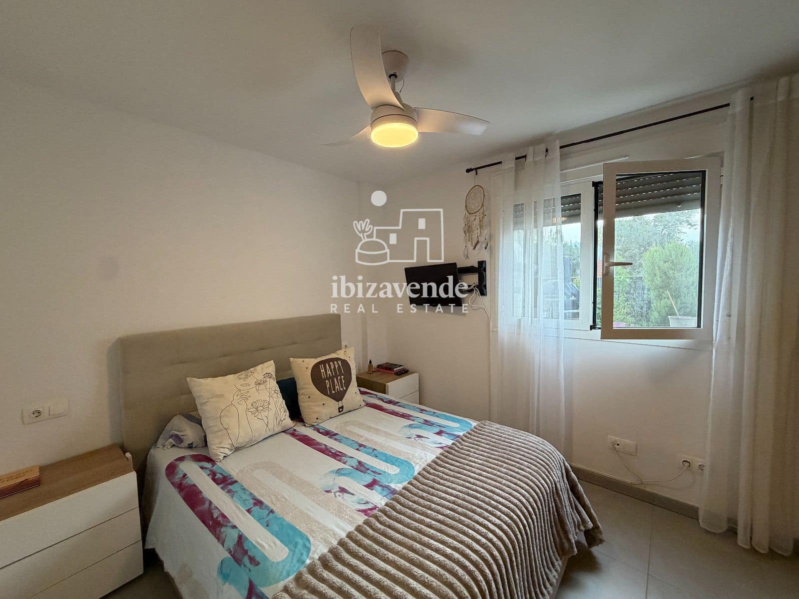 2 chambre Appartement à vendre à Sant Antoni de Portmany avec piscine garage - 610 000 € (Ref: 10034389)