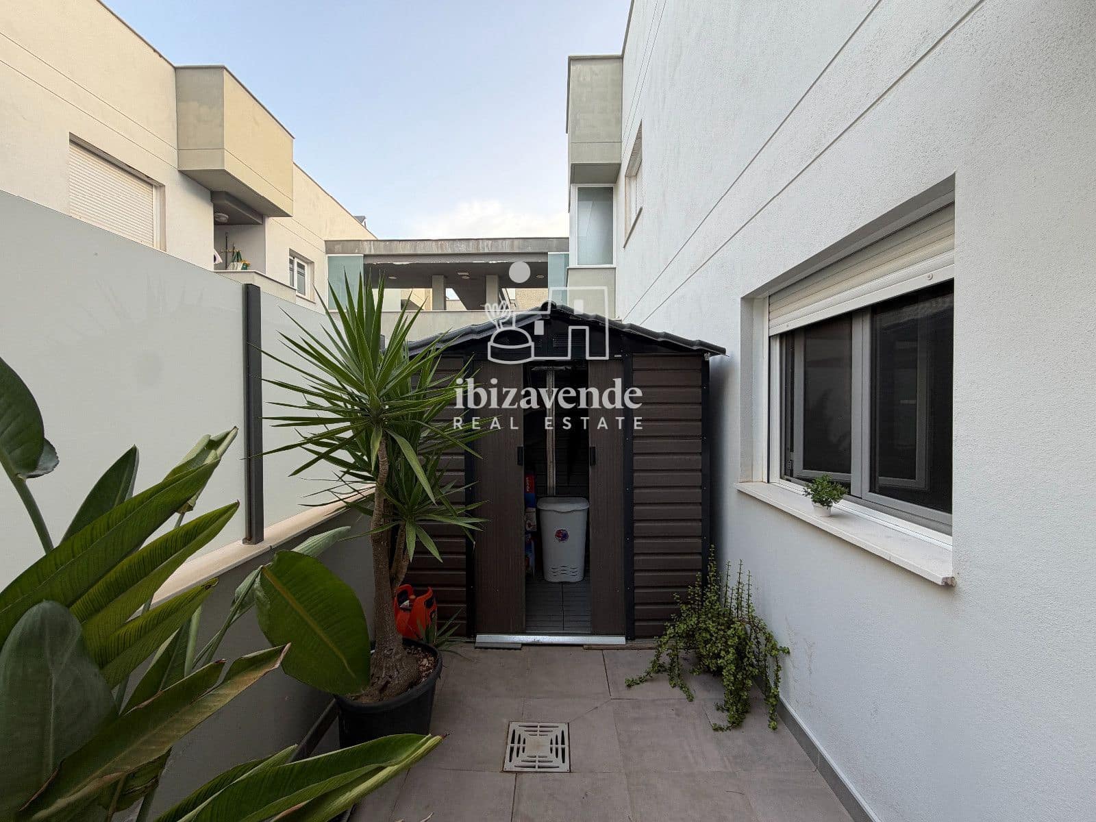 2 chambre Appartement à vendre à Sant Antoni de Portmany avec piscine garage - 610 000 € (Ref: 10034389)