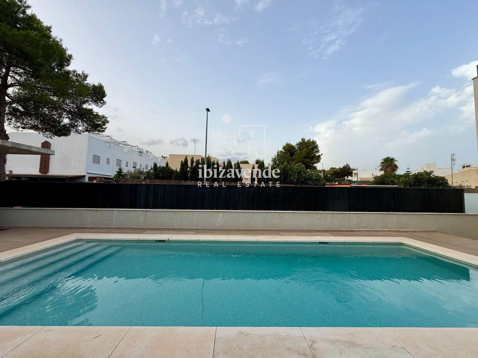2 chambre Appartement à vendre à Sant Antoni de Portmany avec piscine garage - 610 000 € (Ref: 10034389)