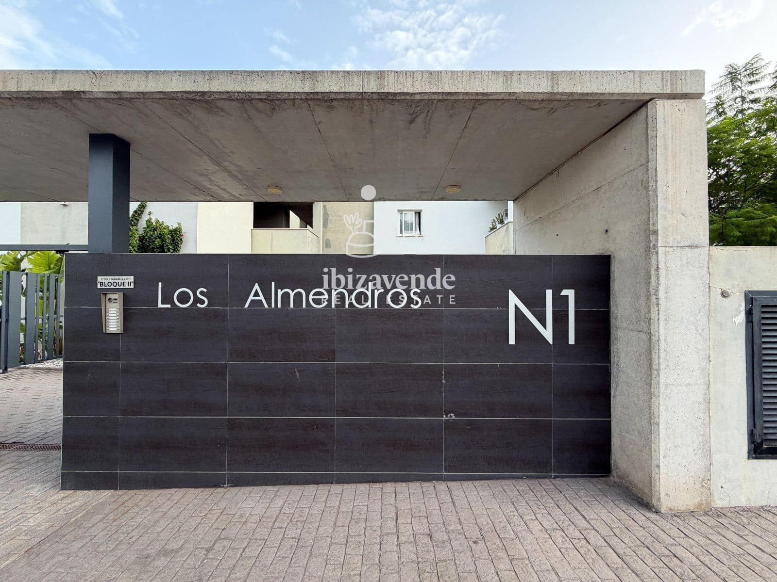 2 chambre Appartement à vendre à Sant Antoni de Portmany avec piscine garage - 610 000 € (Ref: 10034389)