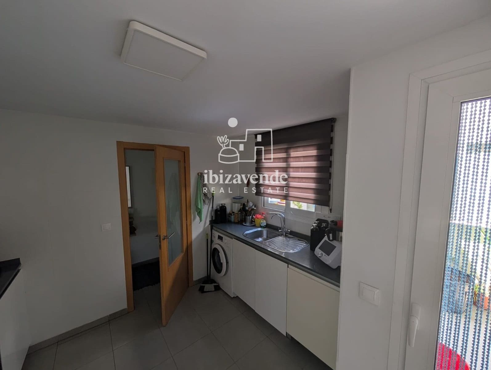 2 chambre Appartement à vendre à Sant Antoni de Portmany avec piscine garage - 610 000 € (Ref: 10034389)