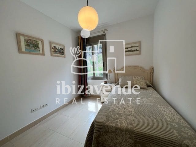3 bedroom Flat for rent in Cala Llonga with garage - € 2,000 (Ref: 10035702)