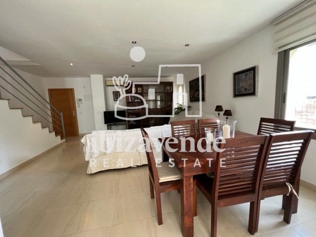 3 bedroom Flat for rent in Cala Llonga, Santa Eulalia / Santa Eularia with garage - € 2,000 (Ref: 10035702)
