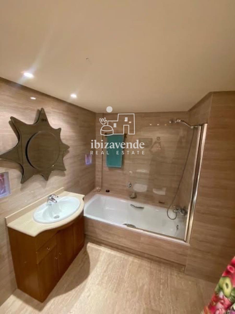 2 bedroom Flat for rent in Roca Llisa with pool garage - € 2,600 (Ref: 10039138)