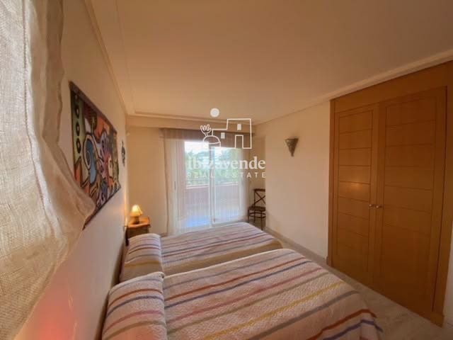 Piso de 2 habitaciones en Roca Llisa, Santa Eulalia / Santa Eularia en alquiler con piscina garaje - 2.600 € (Ref: 10039138)