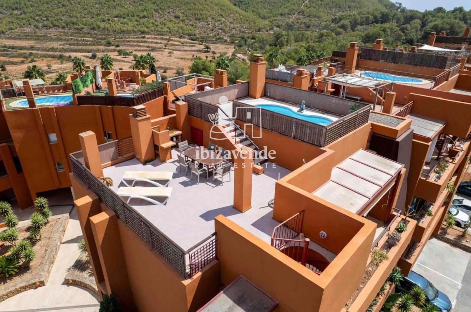 2 bedroom Flat for rent in Roca Llisa with pool garage - € 2,600 (Ref: 10039138)