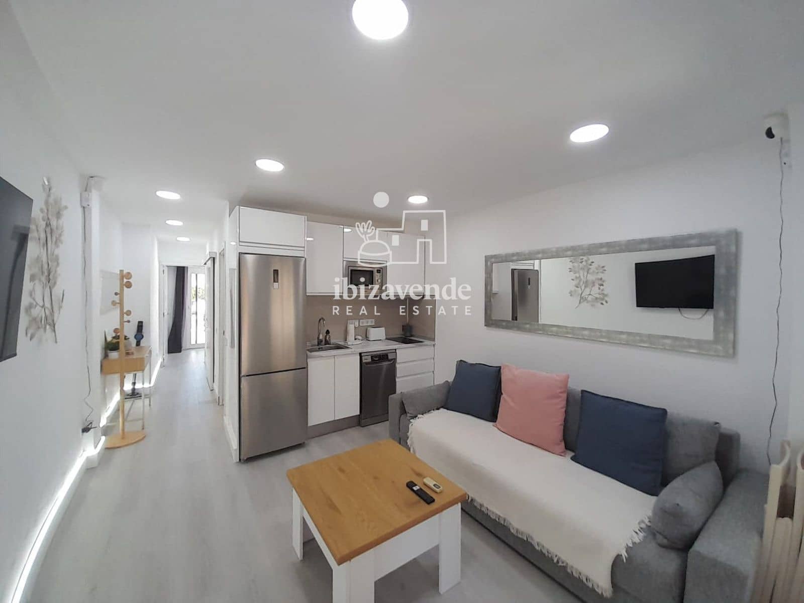 2 bedroom Flat for rent in Portinax with pool garage - € 1,500 (Ref: 10041834)