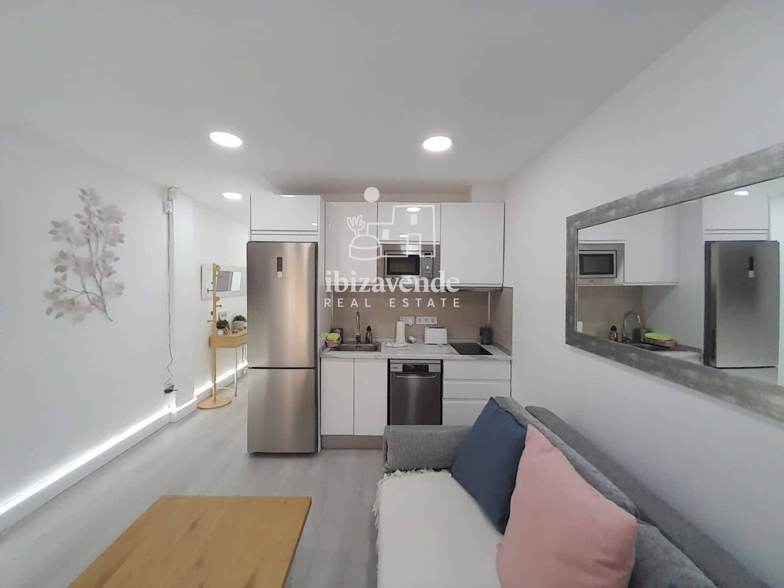 2 bedroom Flat for rent in Portinax with pool garage - € 1,500 (Ref: 10041834)