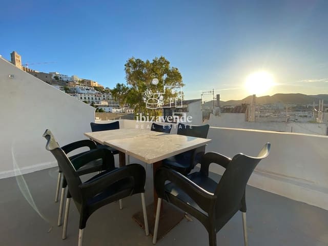 2 makuuhuone Asunto vuokrattavana paikassa Ibiza kaupunki - 2 500 € (Ref: 10041992)