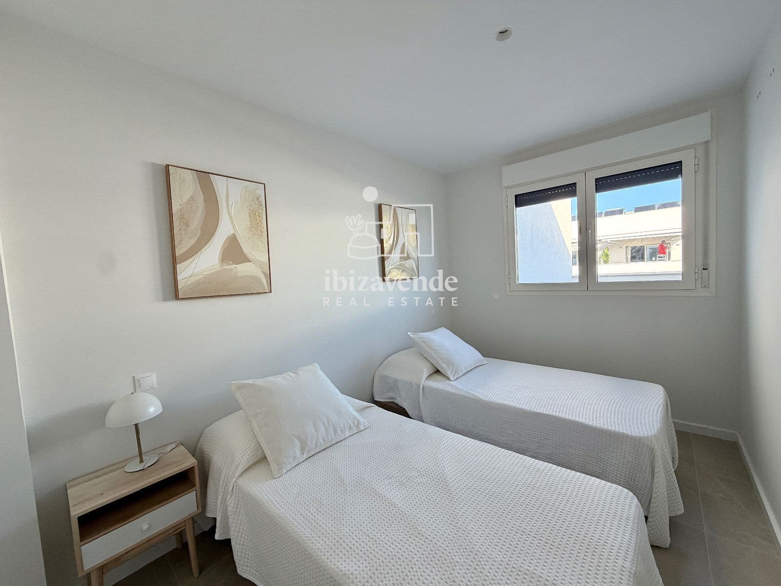 3 Zimmer Wohnung zu vermieten in Ibiza / Eivissa Stadt mit Pool Garage - 3.300 € (Ref: 10051976)