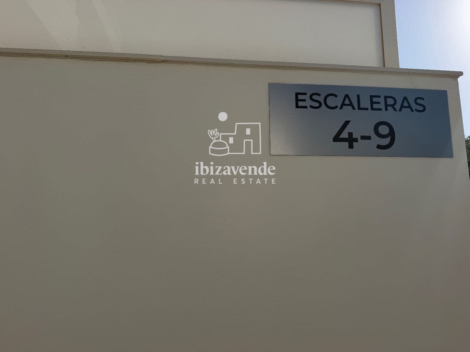 3 Zimmer Wohnung zu vermieten in Ibiza / Eivissa Stadt mit Pool Garage - 3.300 € (Ref: 10051976)