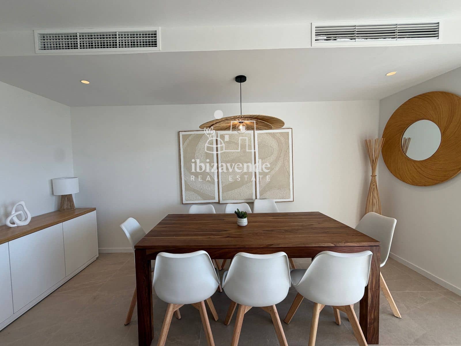 3 Zimmer Wohnung zu vermieten in Ibiza / Eivissa Stadt mit Pool Garage - 3.300 € (Ref: 10051976)