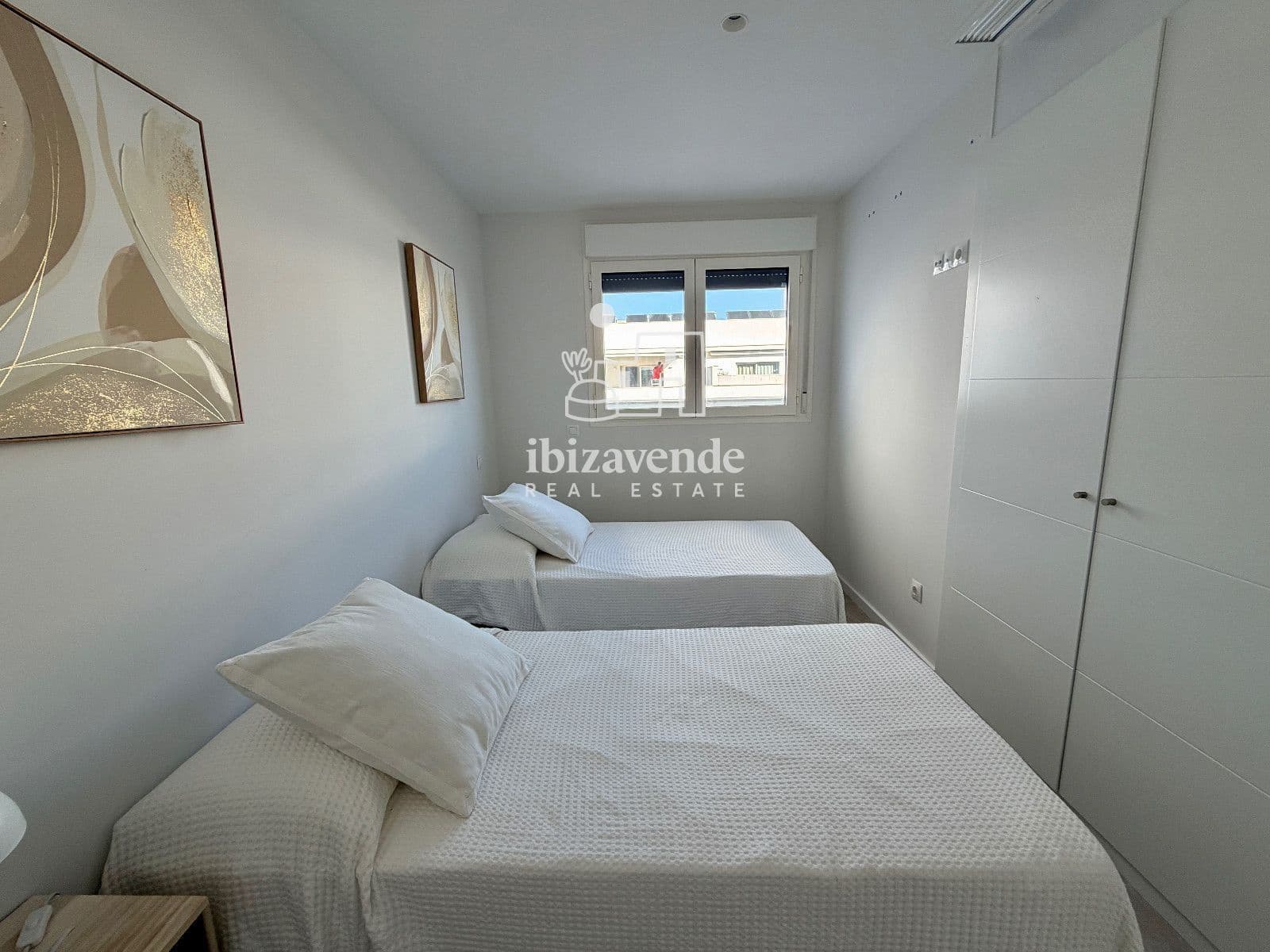 3 Zimmer Wohnung zu vermieten in Ibiza / Eivissa Stadt mit Pool Garage - 3.300 € (Ref: 10051976)