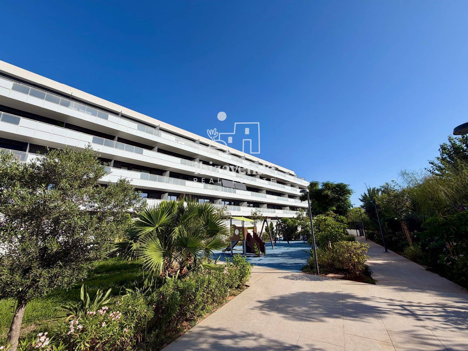 3 Zimmer Wohnung zu vermieten in Ibiza / Eivissa Stadt mit Pool Garage - 3.300 € (Ref: 10051976)