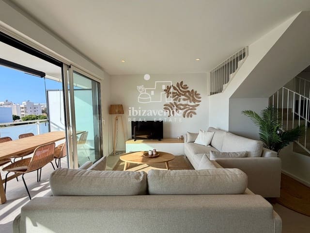 3 soverom Leilighet til leie i Ibiza by med svømmebasseng garasje - € 3 300 (Ref: 10051976)