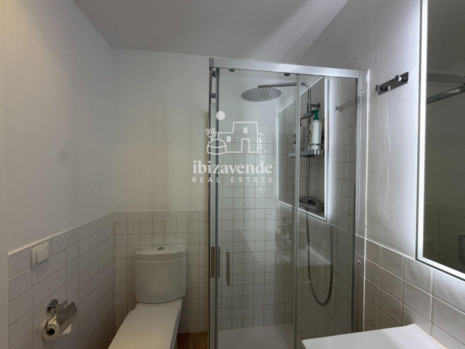 2 soverom Leilighet til leie i Santa Eulalia / Santa Eularia med svømmebasseng garasje - € 2 800 (Ref: 10054286)